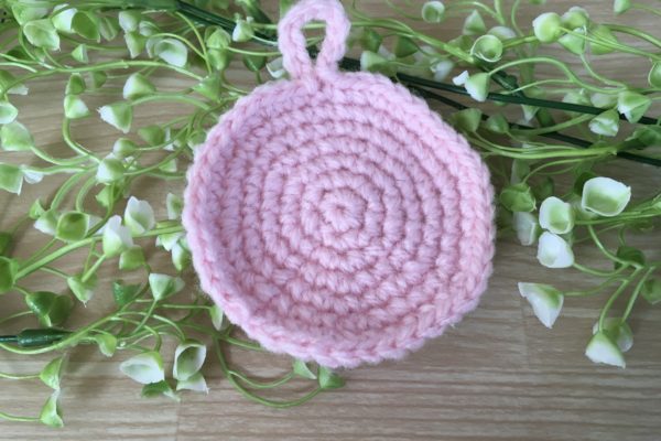 丸のアクリルたわし